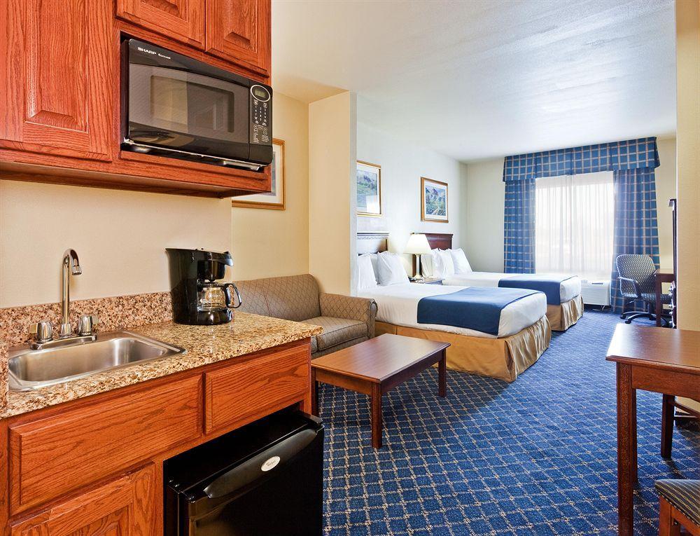 Holiday Inn Express Hotel & Suites Paragould By Ihg Exterior photo